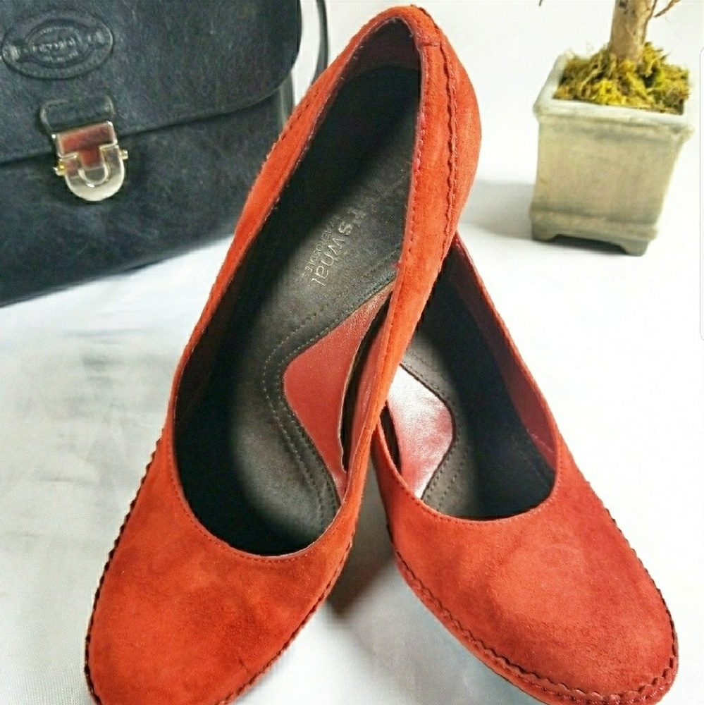 What's what red suede 2" heels.